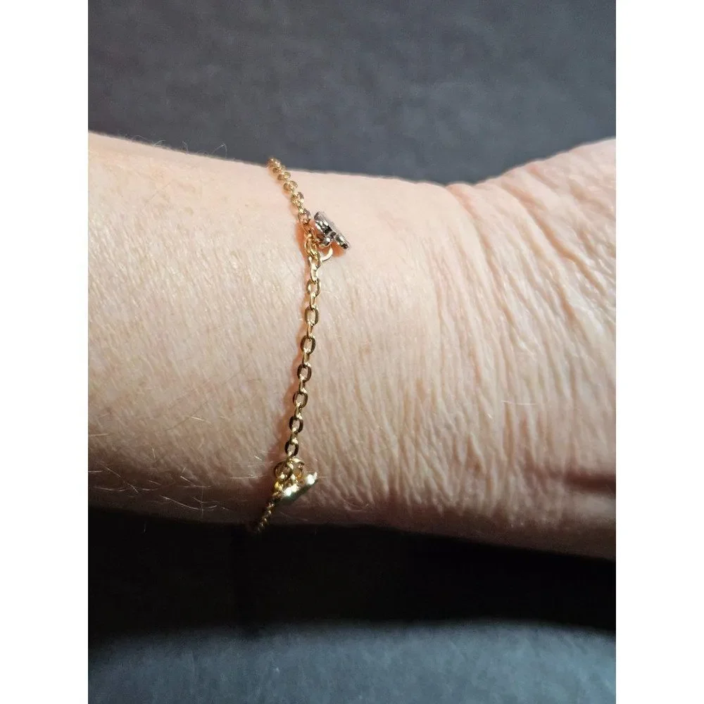 Gold tone heart bracelet 6-8